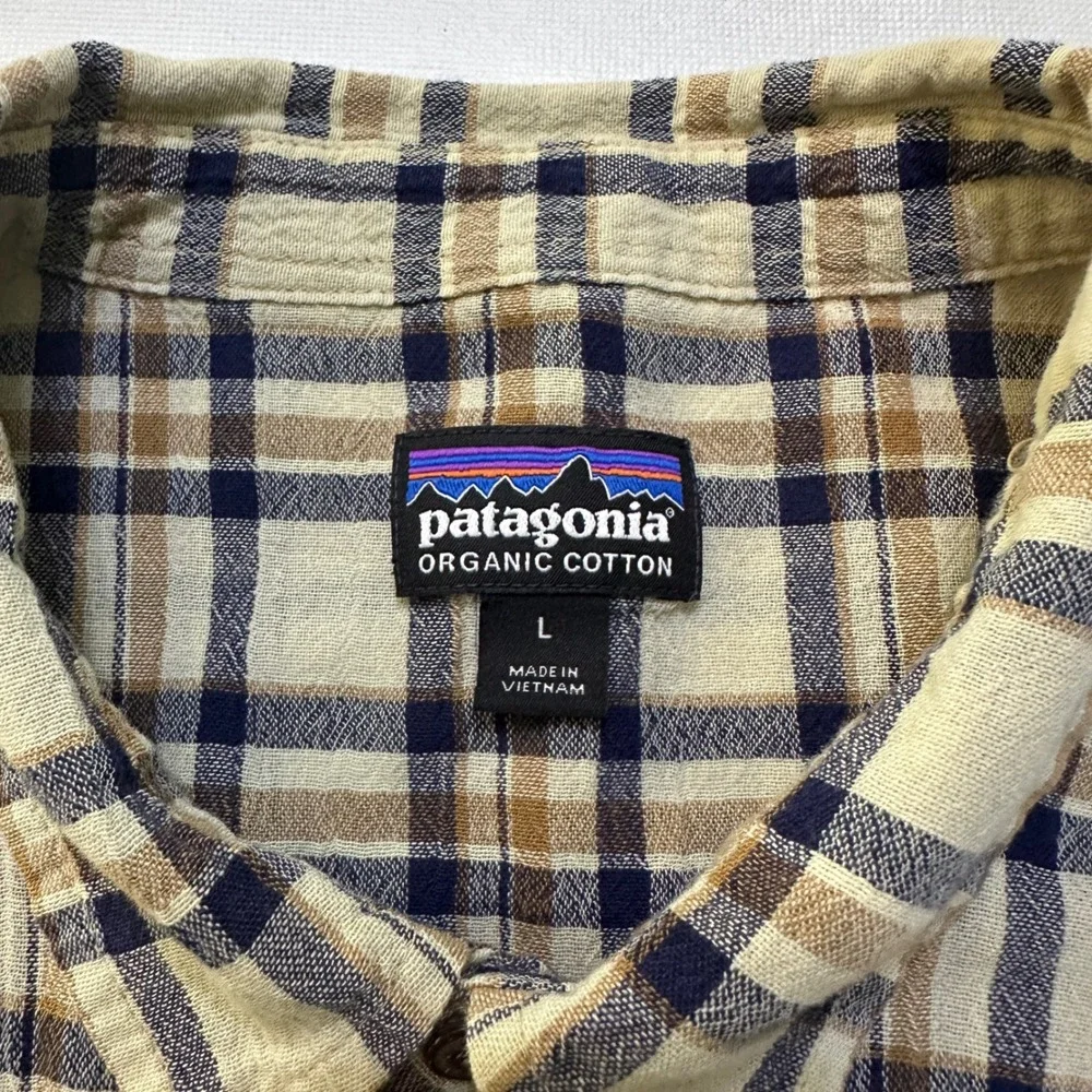 Patagonia Organic Cotton Plaid‎ Long Sleeve Button Down Shirt Mens L Lightweight